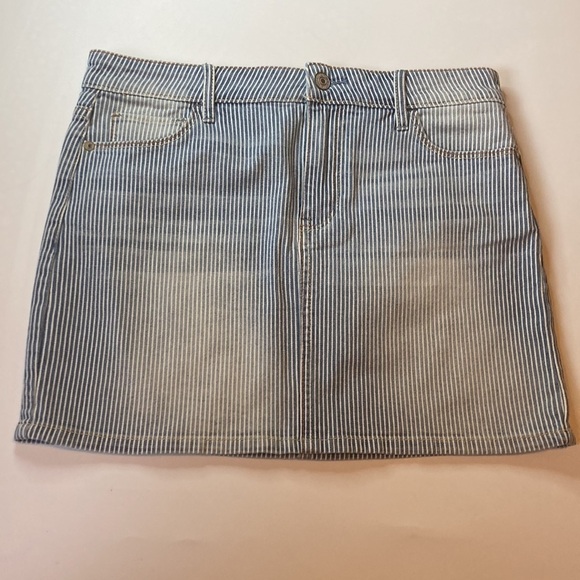 Abercrombie & Fitch New York size 4 27 Jean pin stripes short skirt 4 pockets - Picture 1 of 9